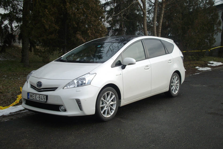 Toyota Prius Plus teszt – A környezettudatos család becélozva