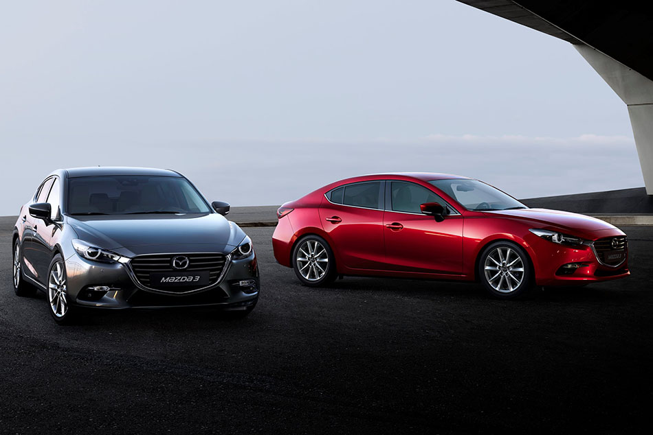 A Mazda3 2017-es bevezetése és a G-vectoring szabályzás