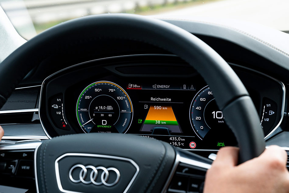 Jön az Audi A8 plug-in hybrid változata
