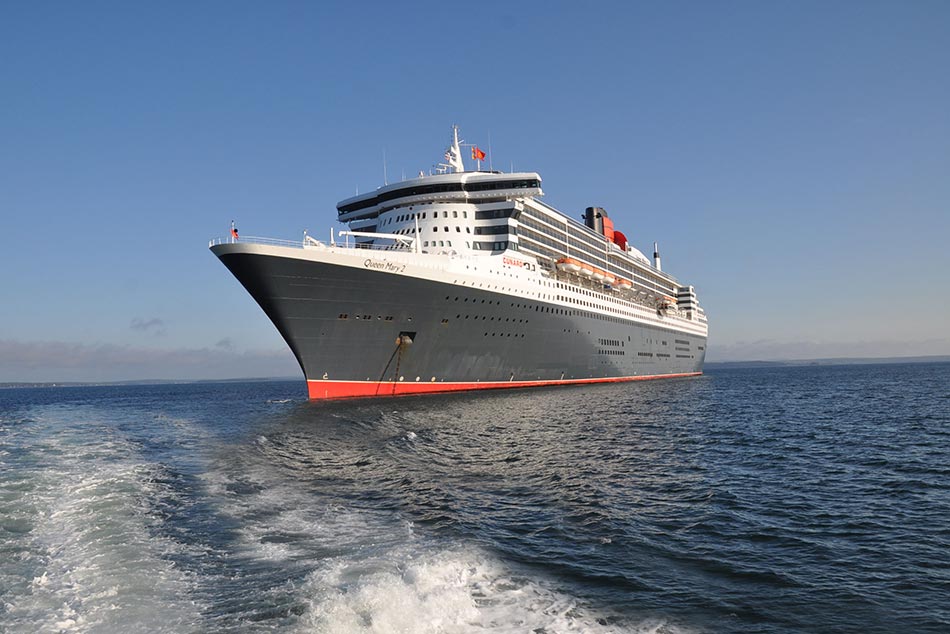 A Queen Mary hajó – Királyi fenség két felvonásban