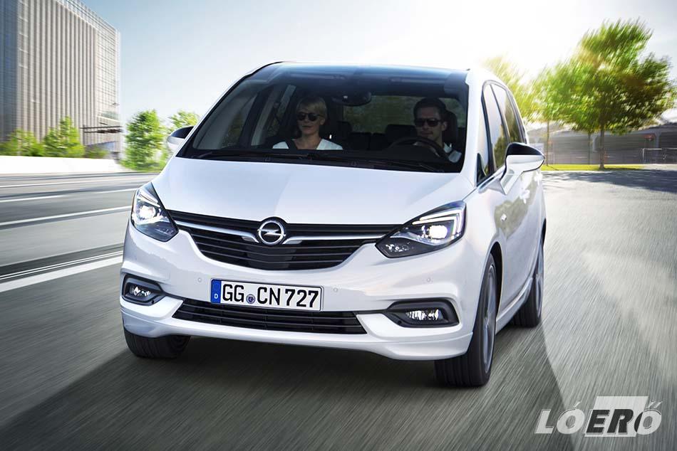 Új, dinamikus formájú fényszóró és sportosabb hűtőmaszk emeli ki az Opel Zafira 2016 -os friss designját, amiben a fényszórók a hűtőmaszkkal összeolvadva képeznek dekoratív egységet. 
