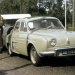 Renault Dauphine 1956 – Franciakenyér